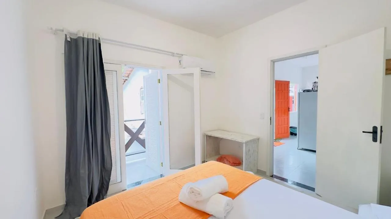 Apartamentos Charmosos Na Avenida Principal De Buzios