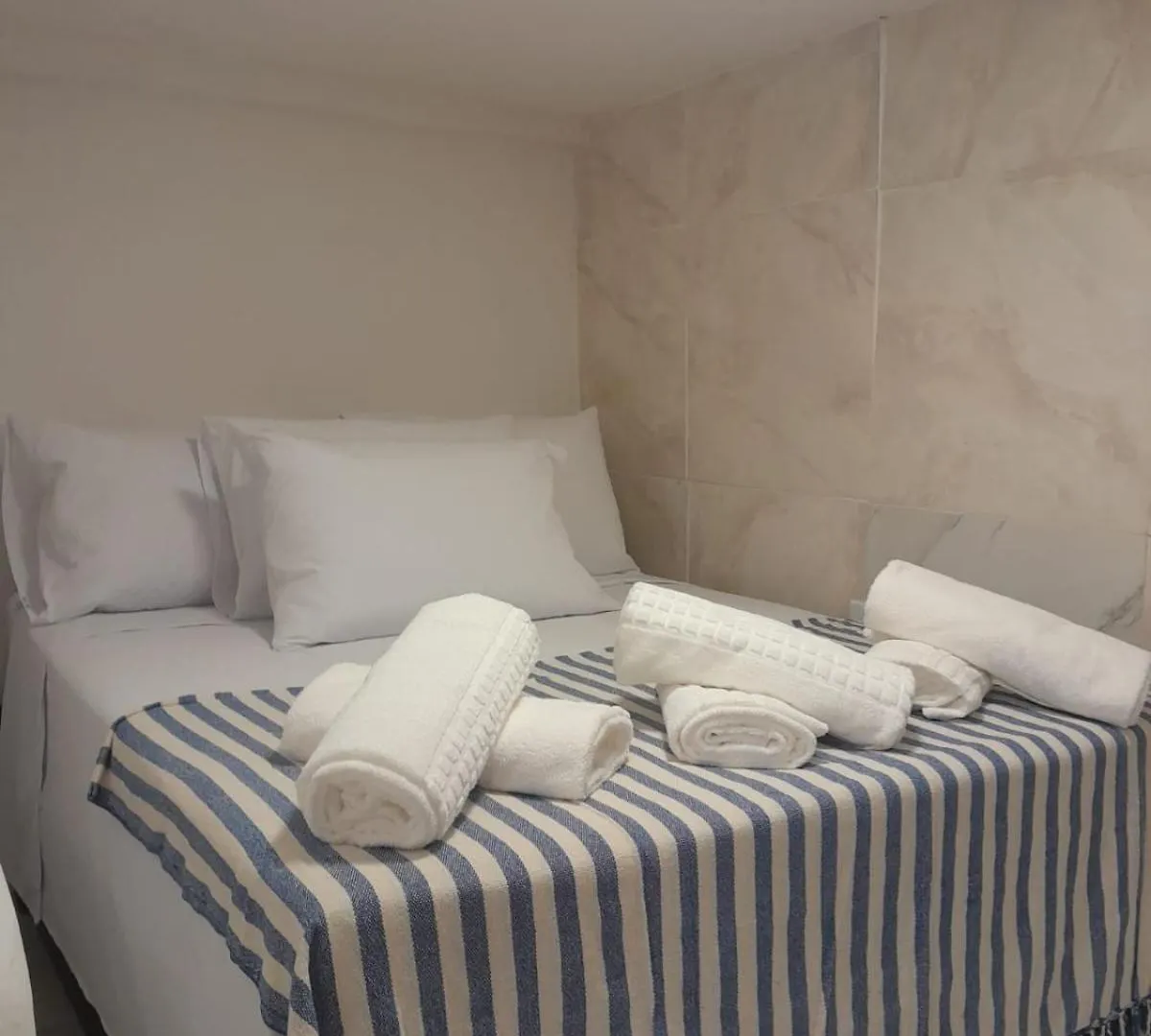 Apartamentos Charmosos Na Avenida Principal De Buzios Brasil
