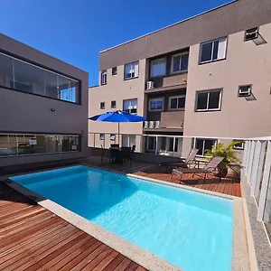 https://apartamento-em-bombinhas-luxo-piscina-alto-padro.santa-catarina-brasil.com